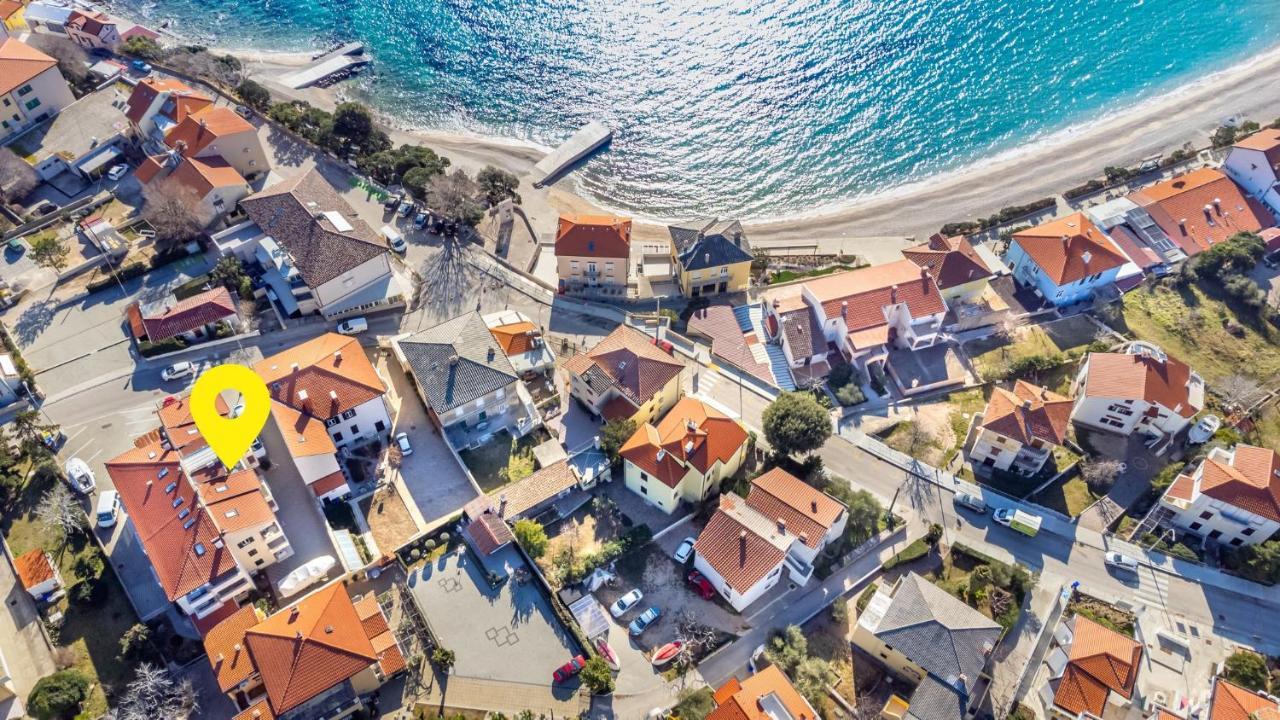 Apartments Happy Stay Center Baska Εξωτερικό φωτογραφία